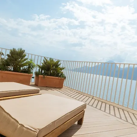 Kite & Lounge Club Da Baia Hotel
