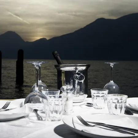 Kite & Lounge Club Da Baia 3* Brenzone sul Garda