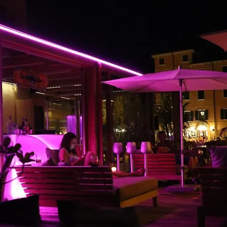 Kite & Lounge Club Da Baia Hotel